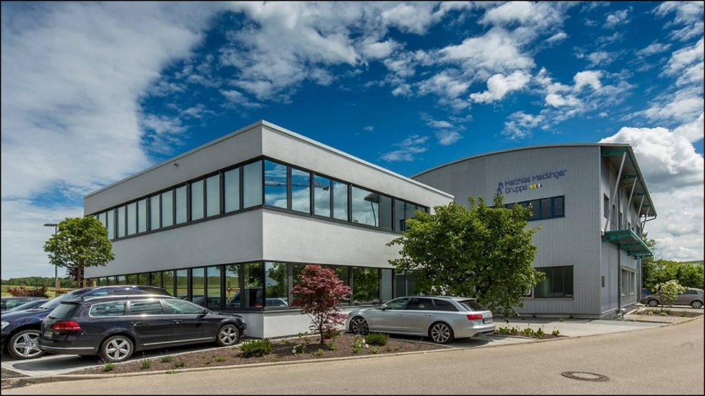 Außenansicht auf das Firmengebäude der Matthias Meidlinger GmbH